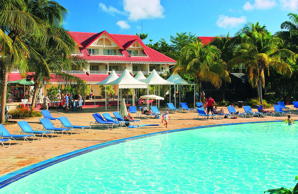 Village Pierre & Vacances Sainte Luce מראה חיצוני תמונה
